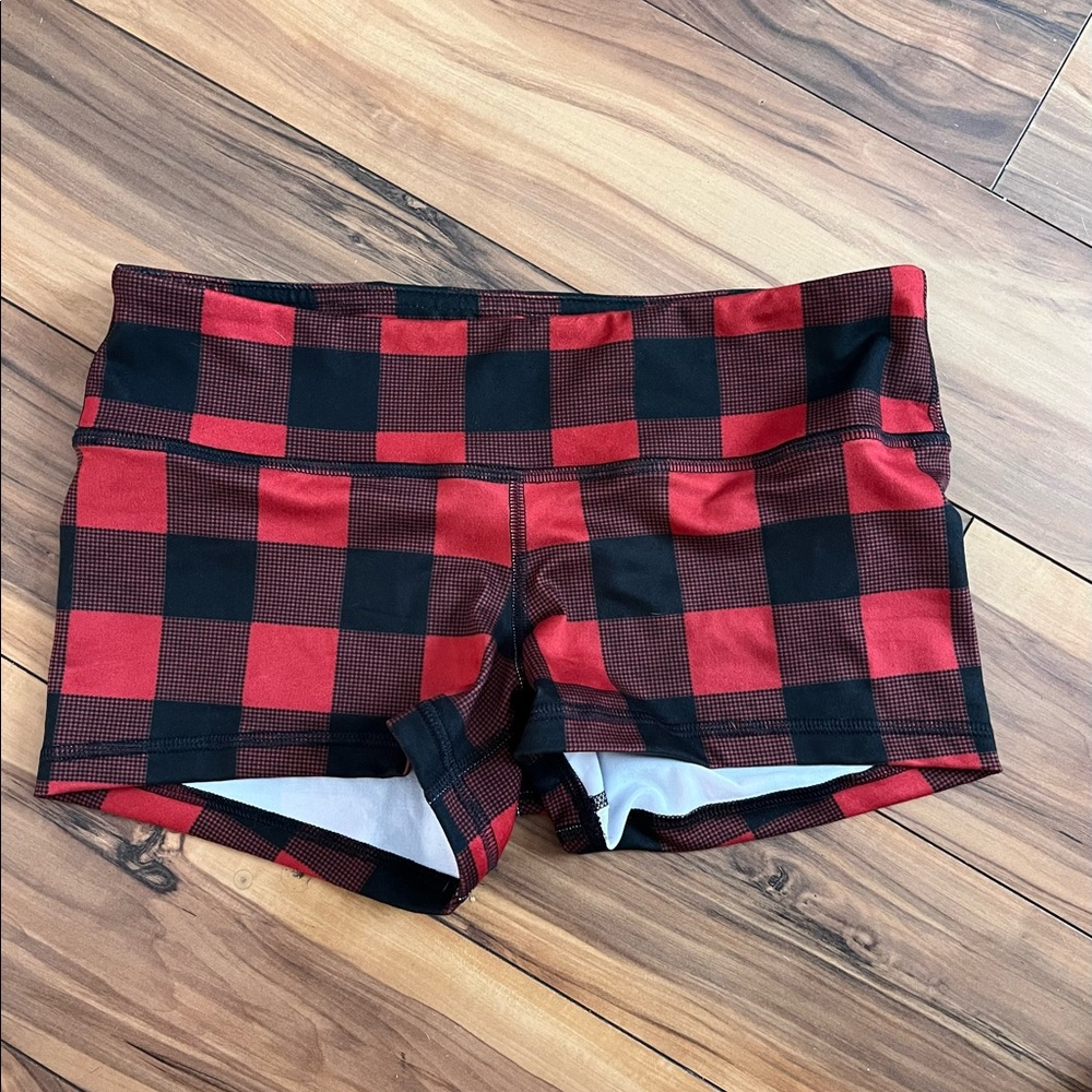 Fleo Christmas shorts